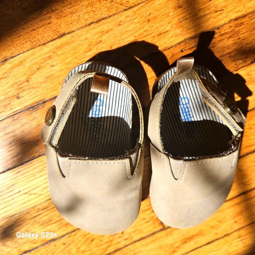 Toddler shoes
